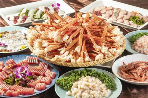 イマジン　ホテル＆リゾート函館（夕食ビュッフェの一例）